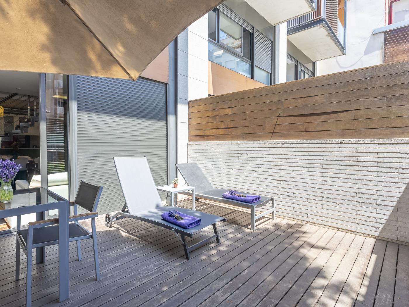 My Space Barcelona Terrace and Swimming Pool near Barcelona Center for 8 - My Space Barcelona Apartments