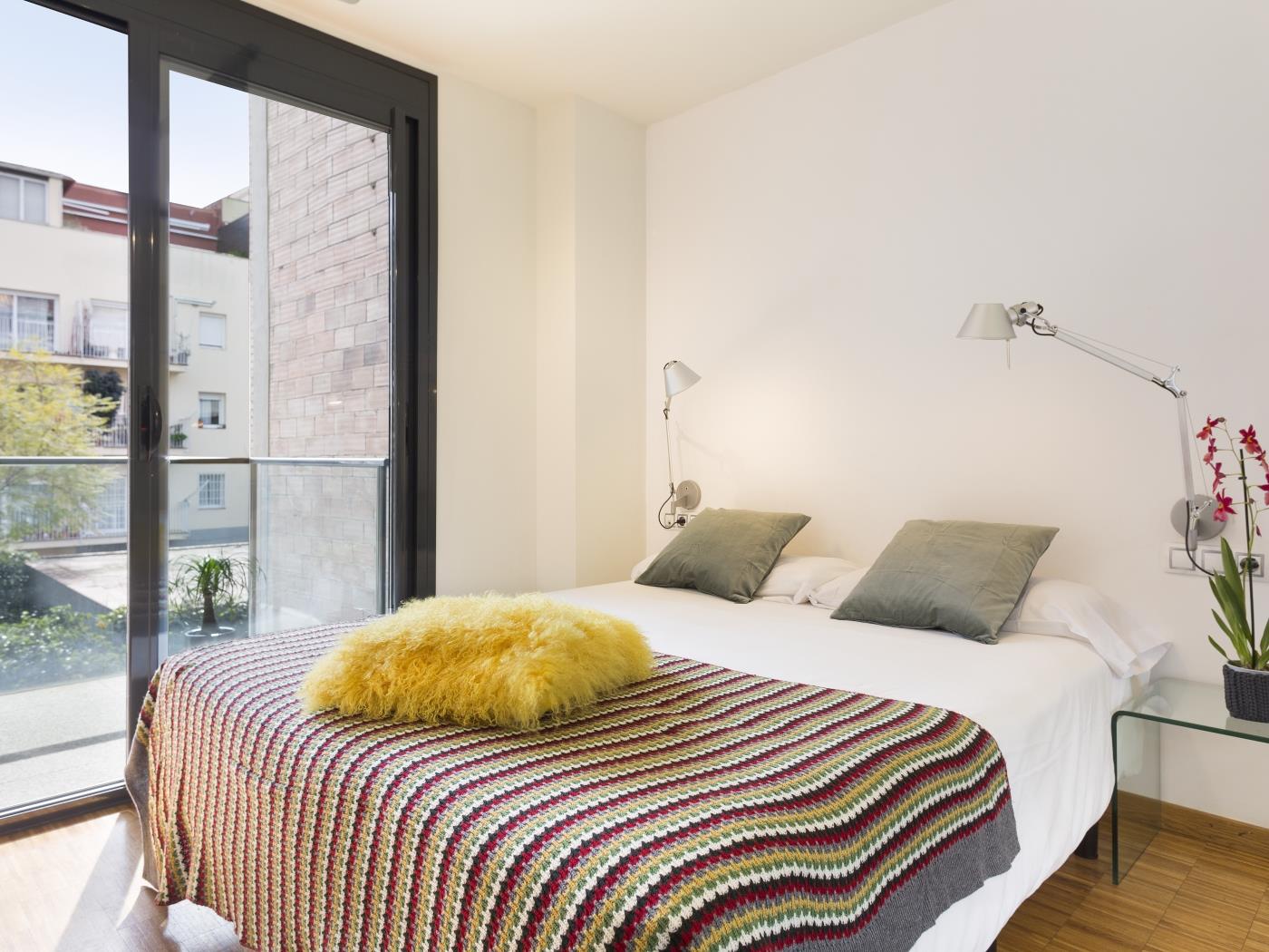 My Space Barcelona Sant Gervasi Apartment with balcony in the City Center for 6 - My Space Barcelona Apartments