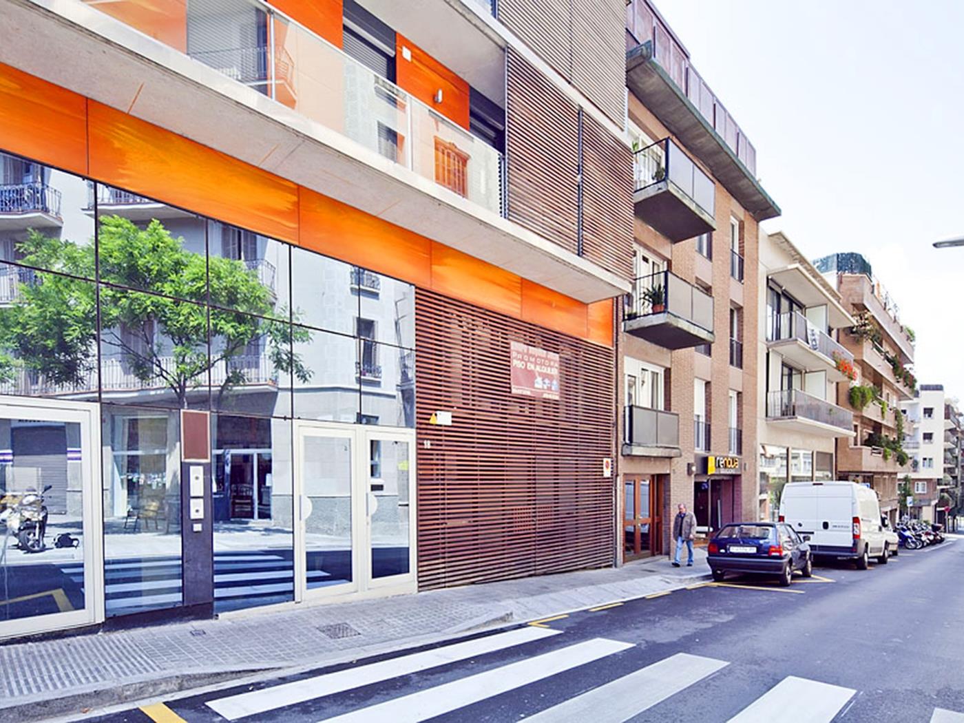 My Space Barcelona Sant Gervasi Apartment with balcony in the City Center for 6 - My Space Barcelona Apartments
