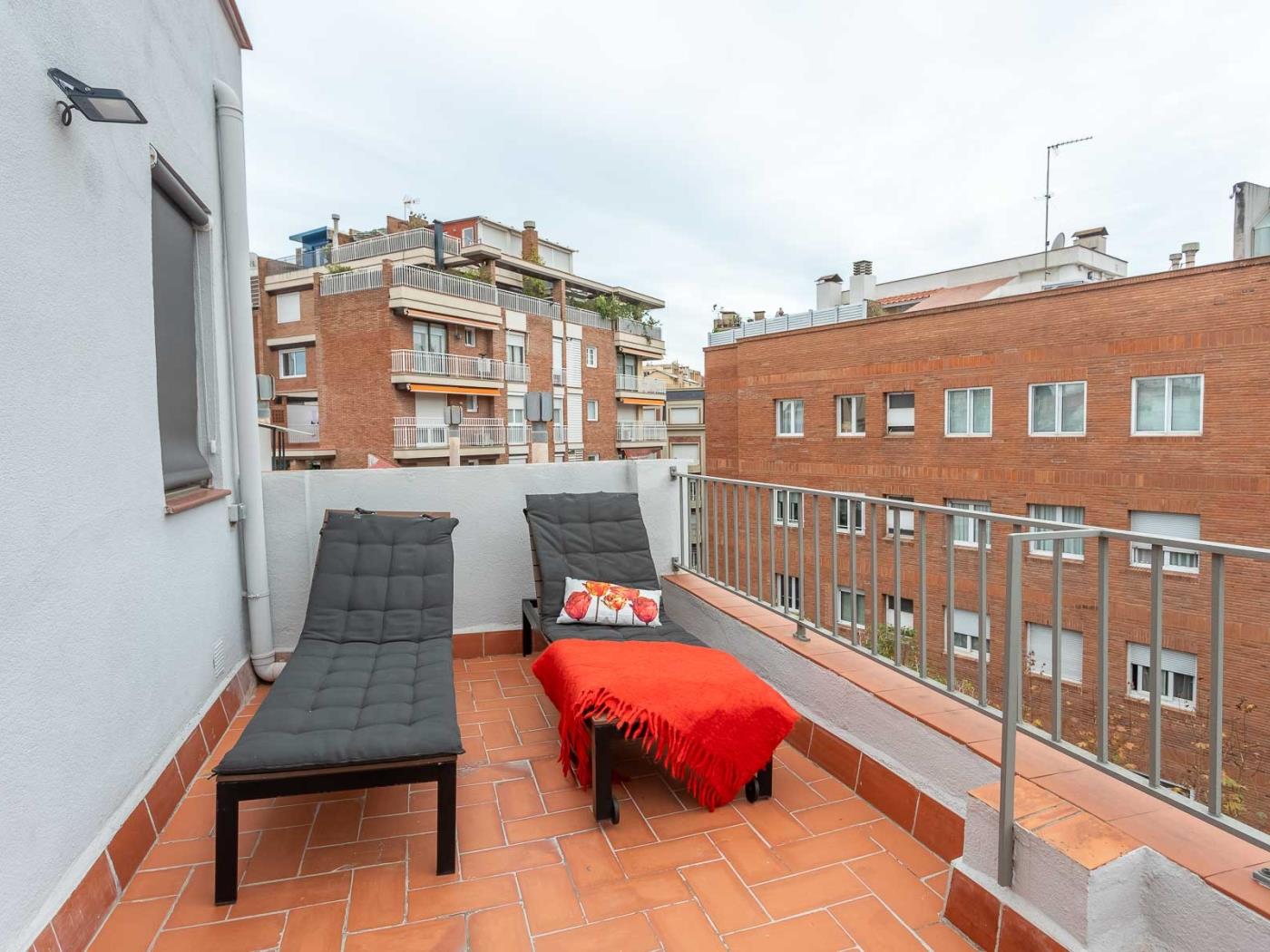 My Space Barcelona Bright just renovated attic apartment with private terraces - My Space Barcelona Apartments