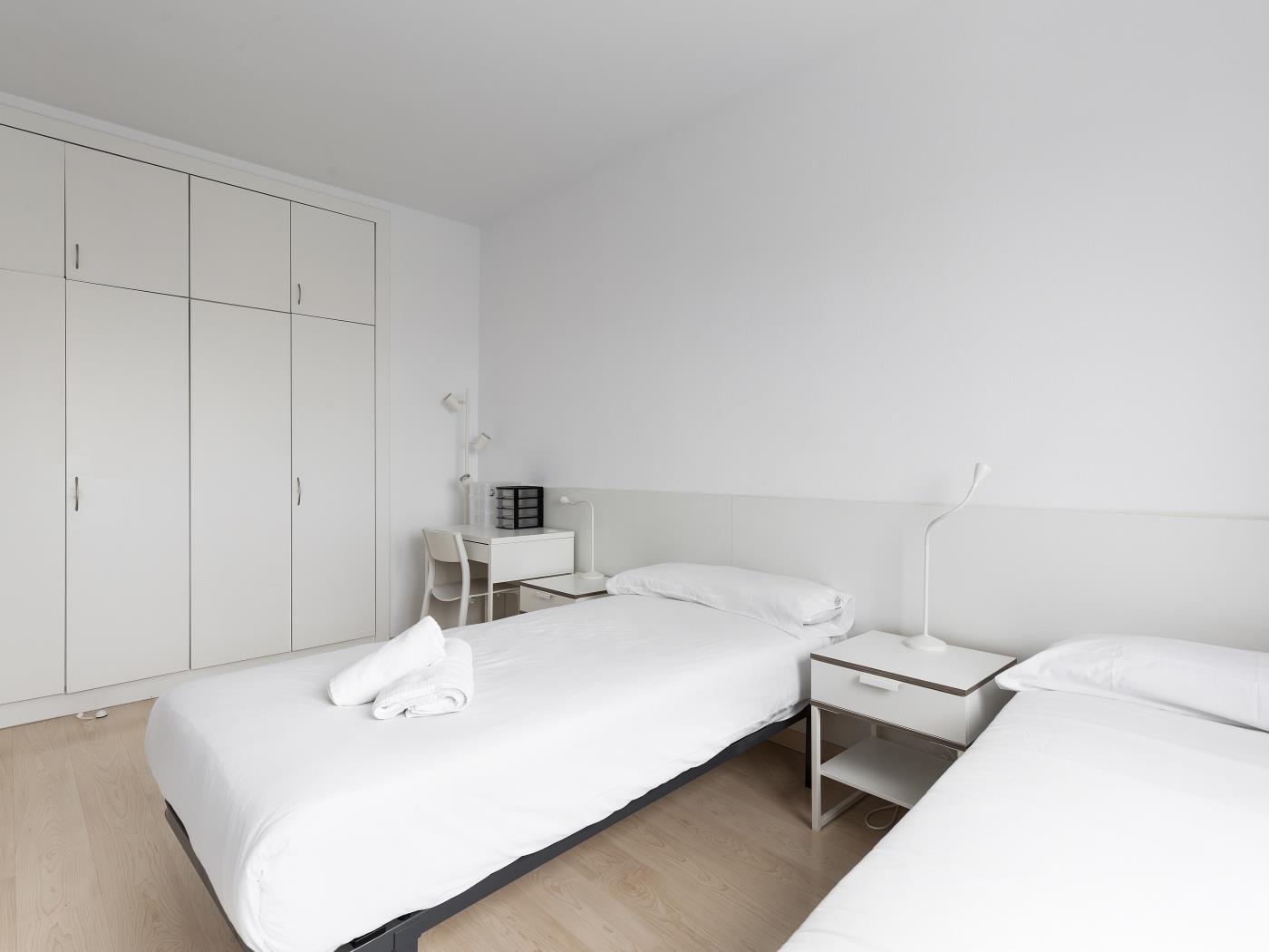 Spacious and comfortable apartment in Eixample - My Space Barcelona Apartments