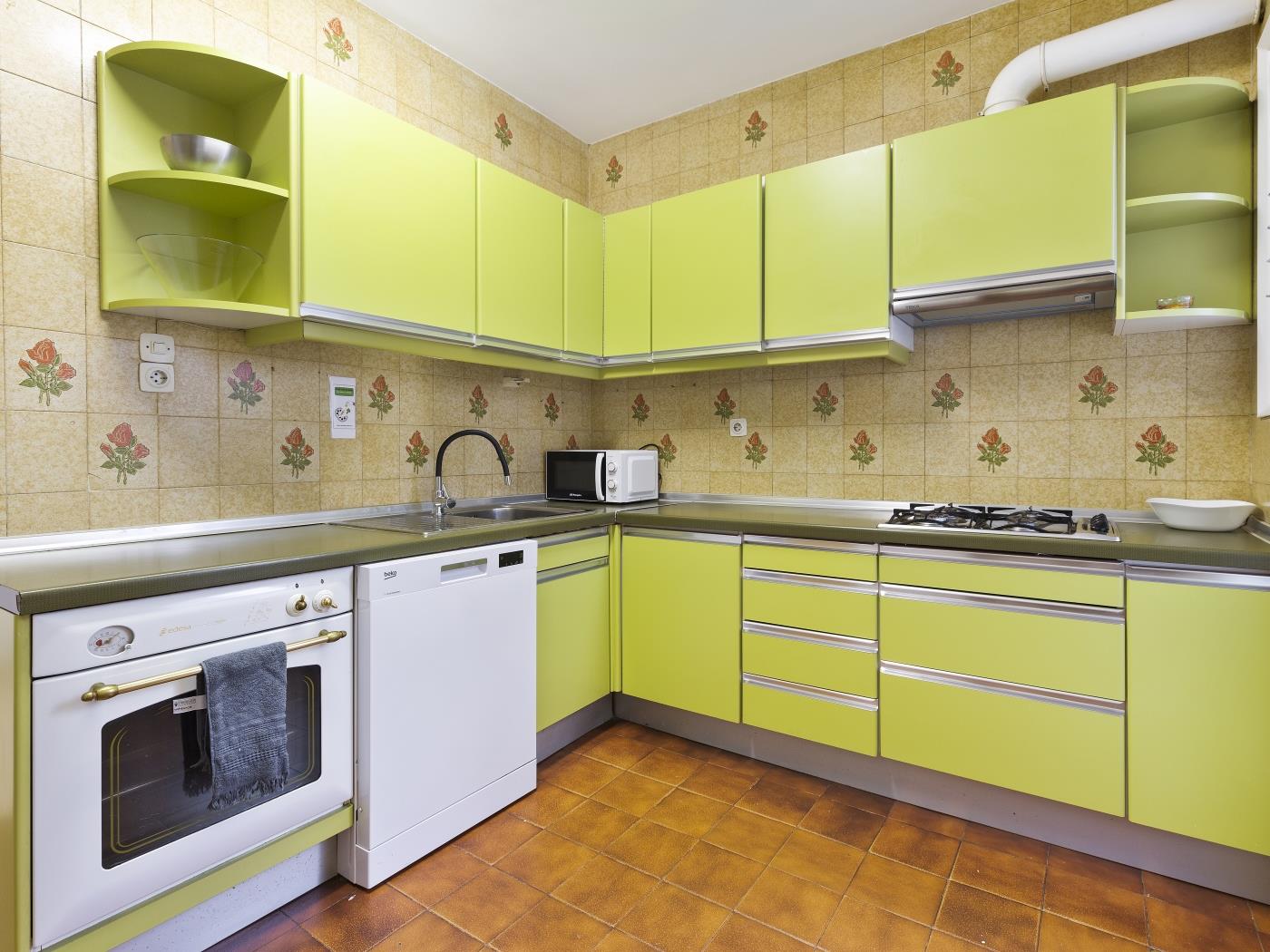 Spacious and comfortable apartment in Eixample - My Space Barcelona Apartments